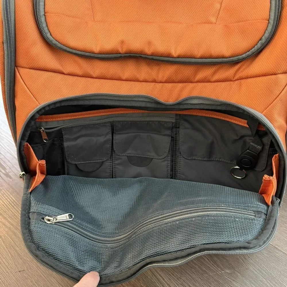 Eagle‎ Creak HC2 Hovercraft Carry-on Roller Luggage Wheeled Tote Orange